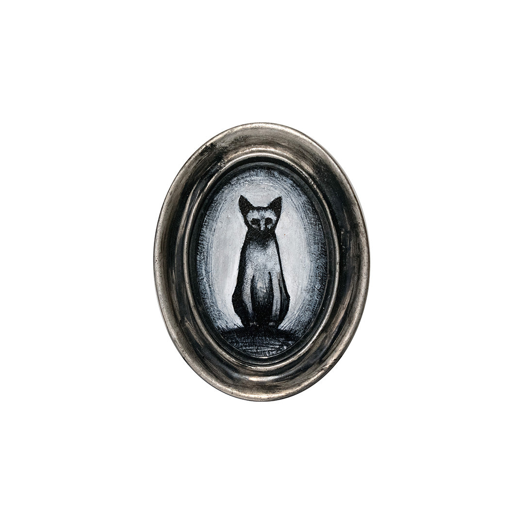 Sphinx Cat, 3.5" Oval by Justin D Miller